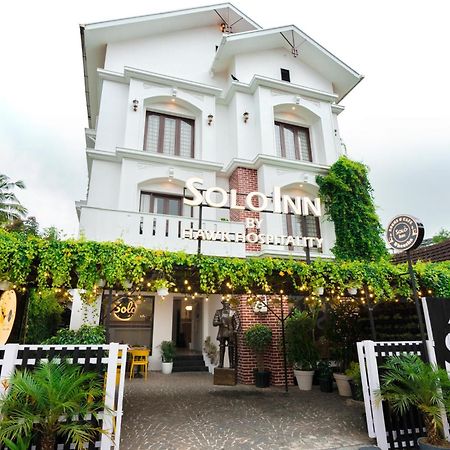 Solo Inn By Hawk Hospitality Kochi Zewnętrze zdjęcie