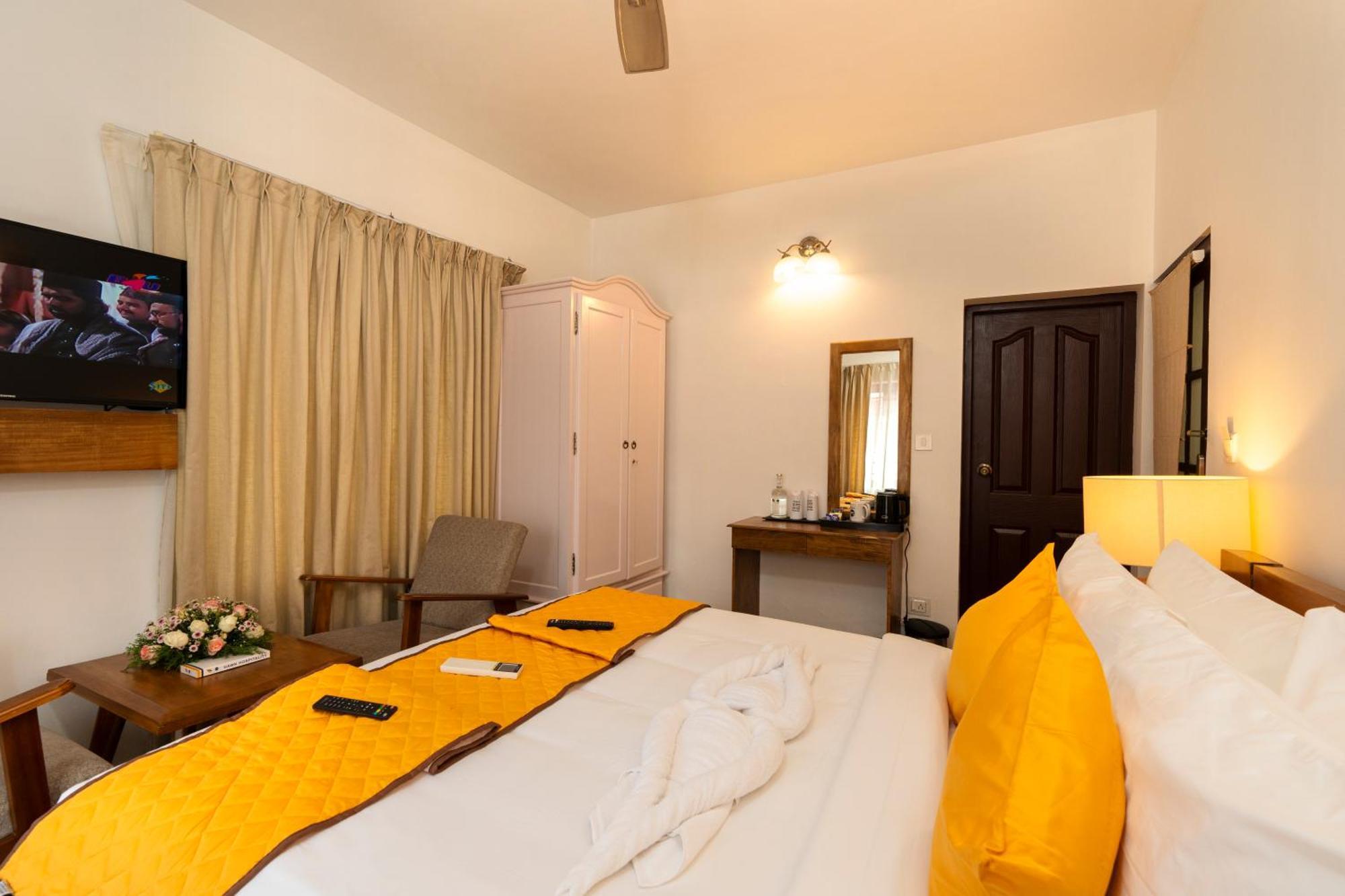 Solo Inn By Hawk Hospitality Kochi Zewnętrze zdjęcie