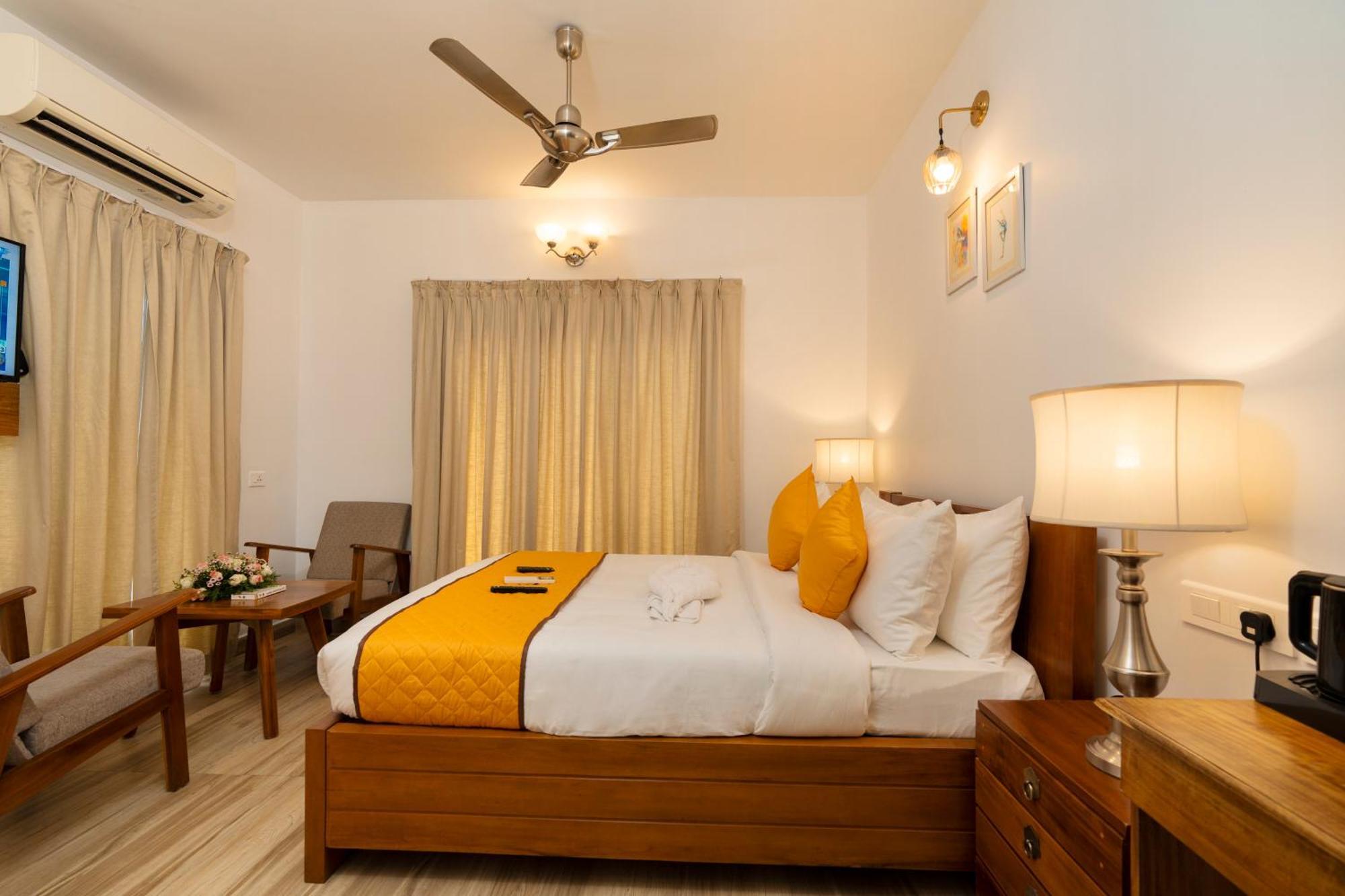 Solo Inn By Hawk Hospitality Kochi Zewnętrze zdjęcie