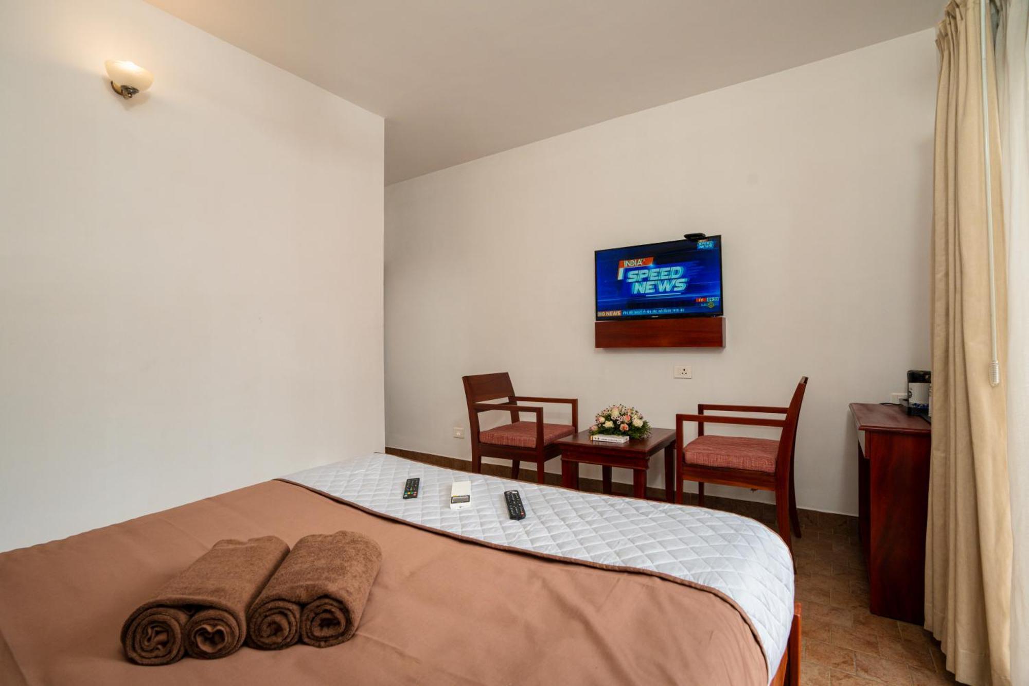 Solo Inn By Hawk Hospitality Kochi Zewnętrze zdjęcie