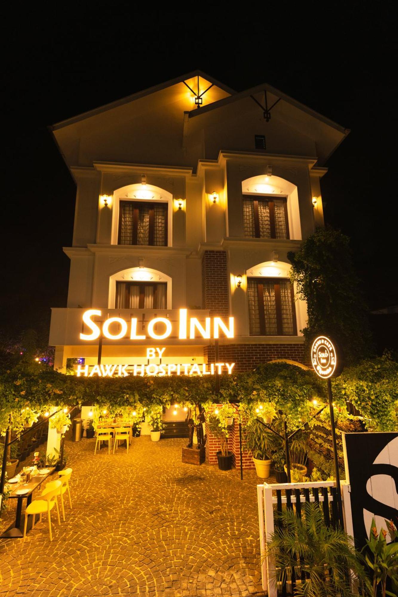 Solo Inn By Hawk Hospitality Kochi Zewnętrze zdjęcie