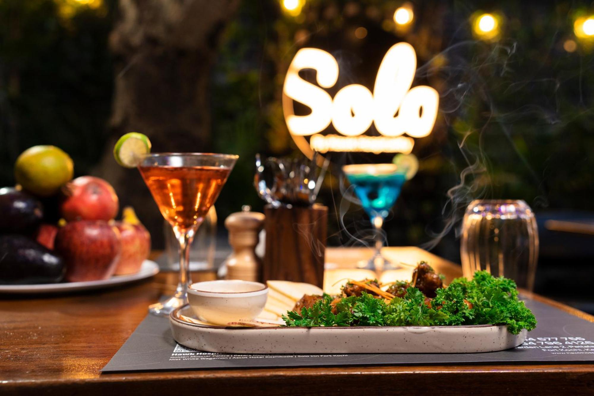 Solo Inn By Hawk Hospitality Kochi Zewnętrze zdjęcie